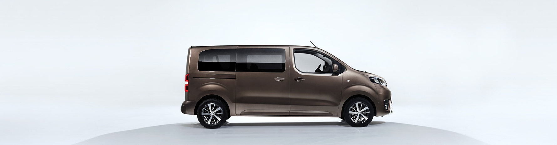 2016_gms_toyota_proace_verso_04